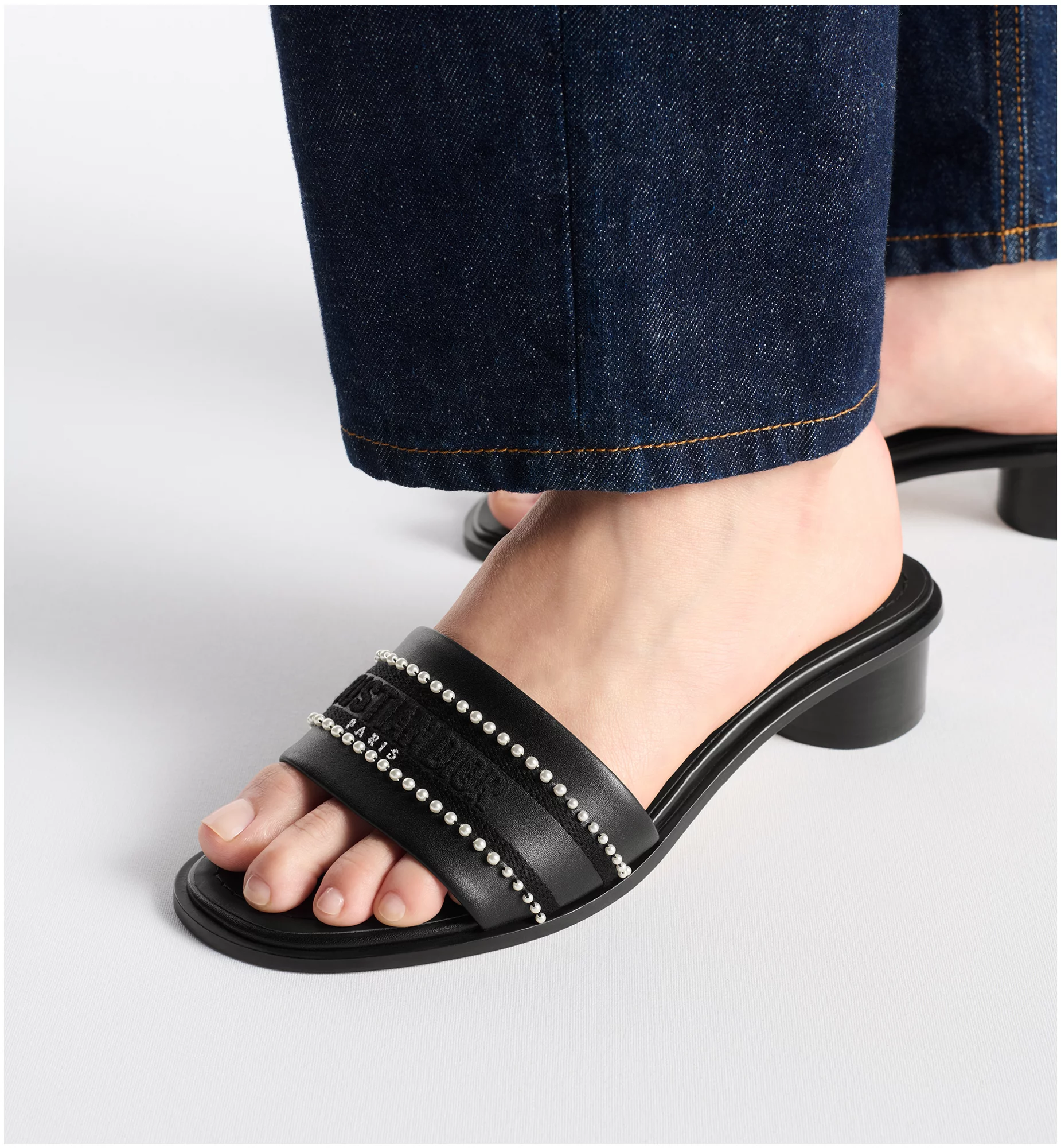 Dway Heeled Slide - Image 4